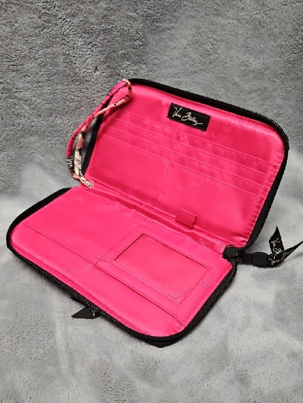 Vera Bradley Mocha Rouge Quilted Zip-Around Wristlet - Picture 3 of 4